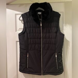 NWOT Calvin Klein Black Quilted Vest with Faux Fur Collar